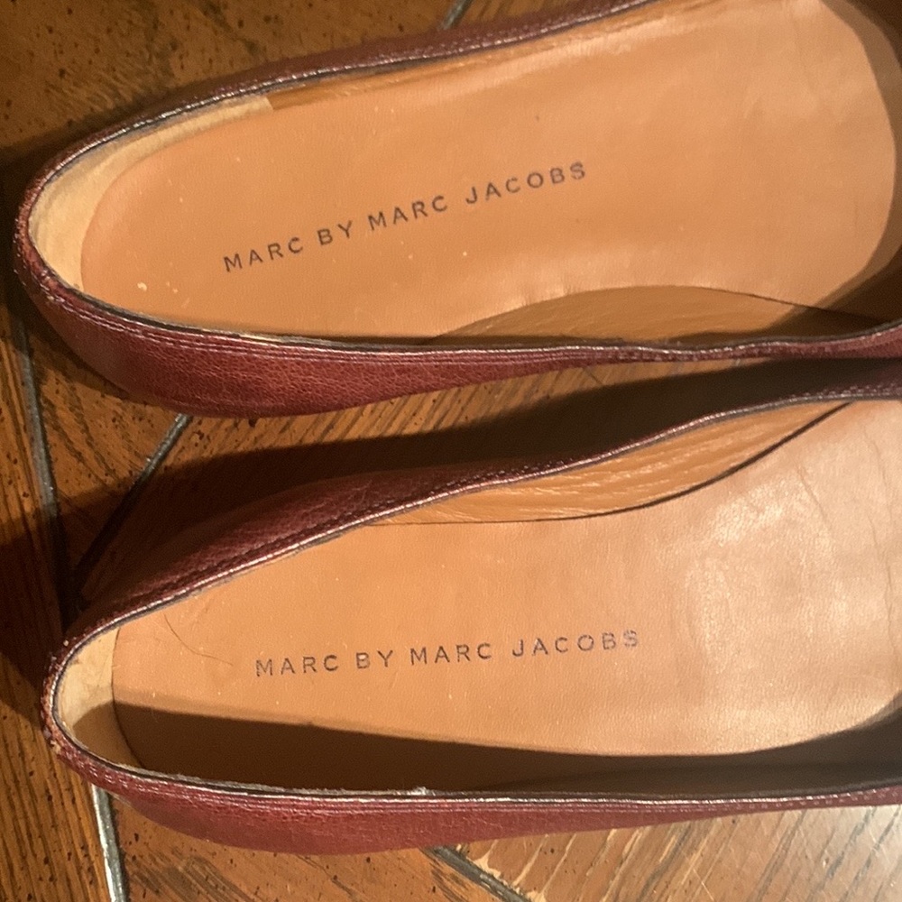 Marc by Marc Jacobs gold zipper detail accent brown leather flats 36 / 6 - Picture 4 of 13